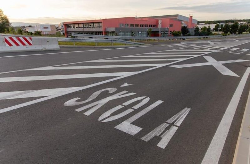 Glina - grad-glina.net - Poštujte naše znakove - od ponedjeljka u prometu mislite na učenike prvih razreda osnovnih škola